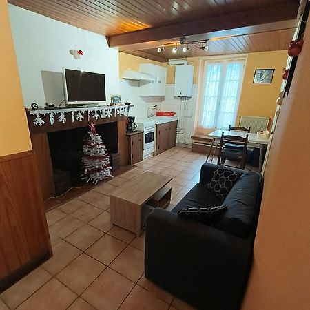 Appartement Plein Sud Au Rdc Avec Terrasse Et Parking Bagneres-de-Bigorre Exterior photo